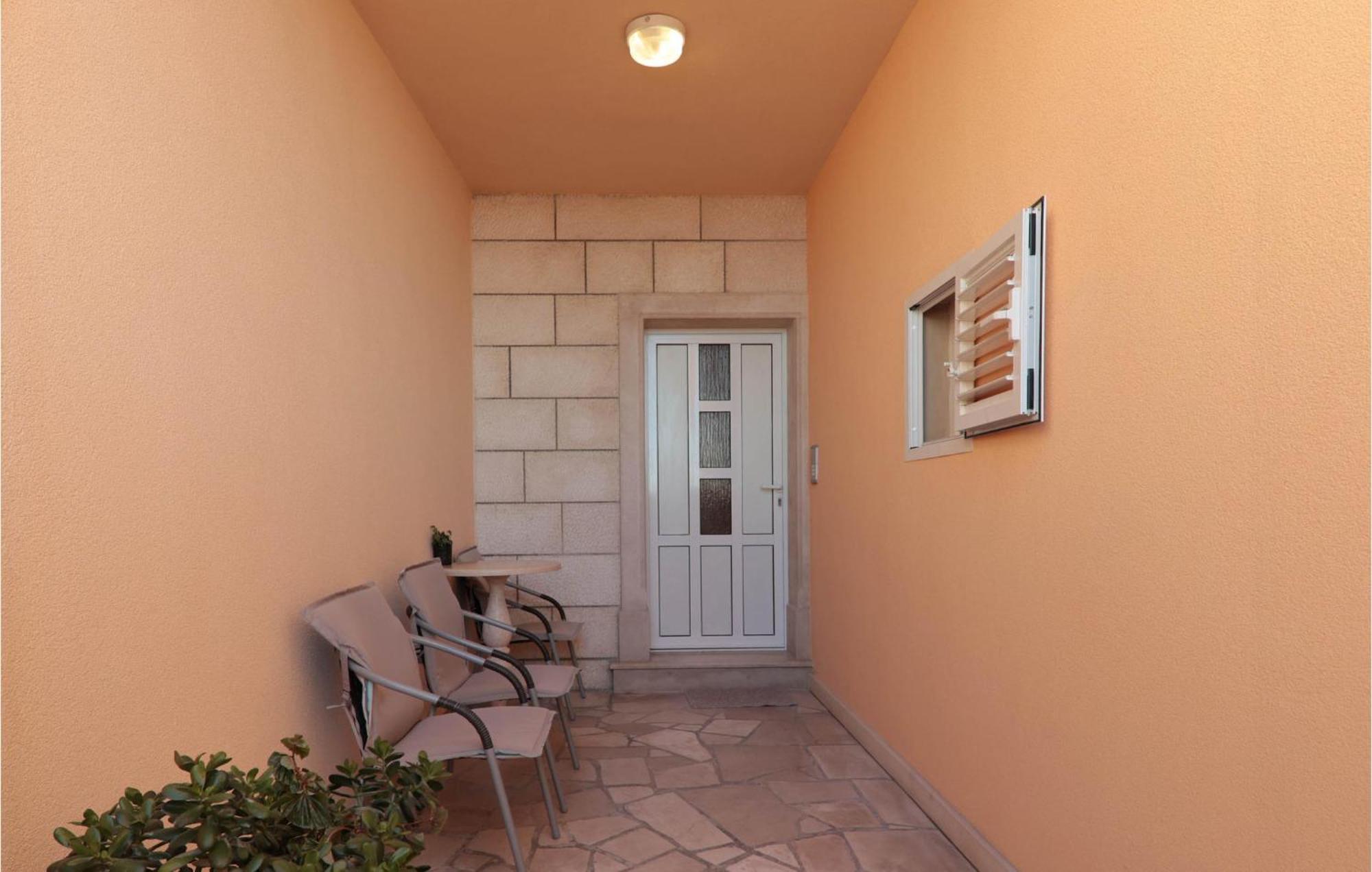 3 Bedroom Gorgeous In Apartman