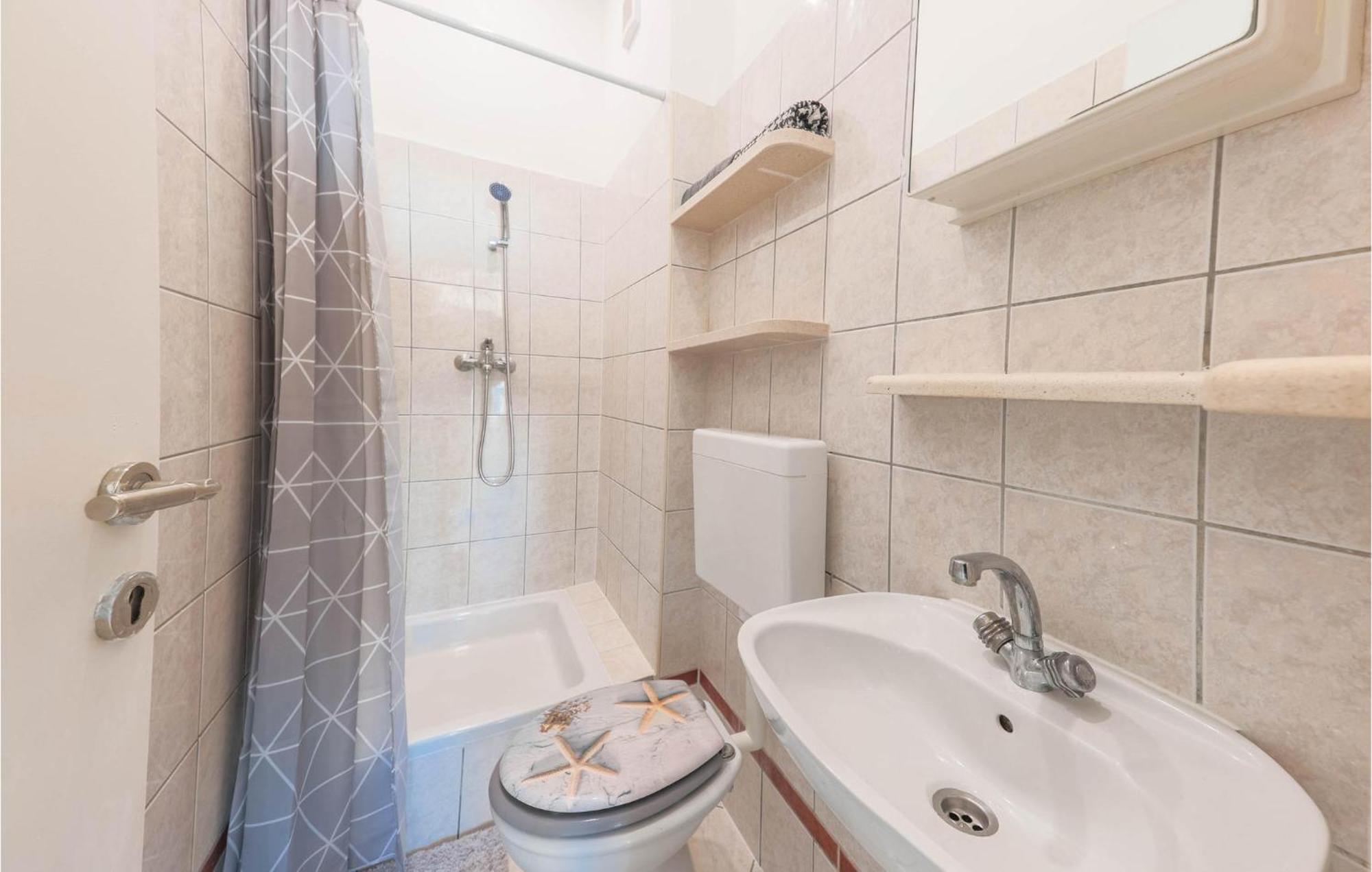 3 Bedroom Gorgeous In *