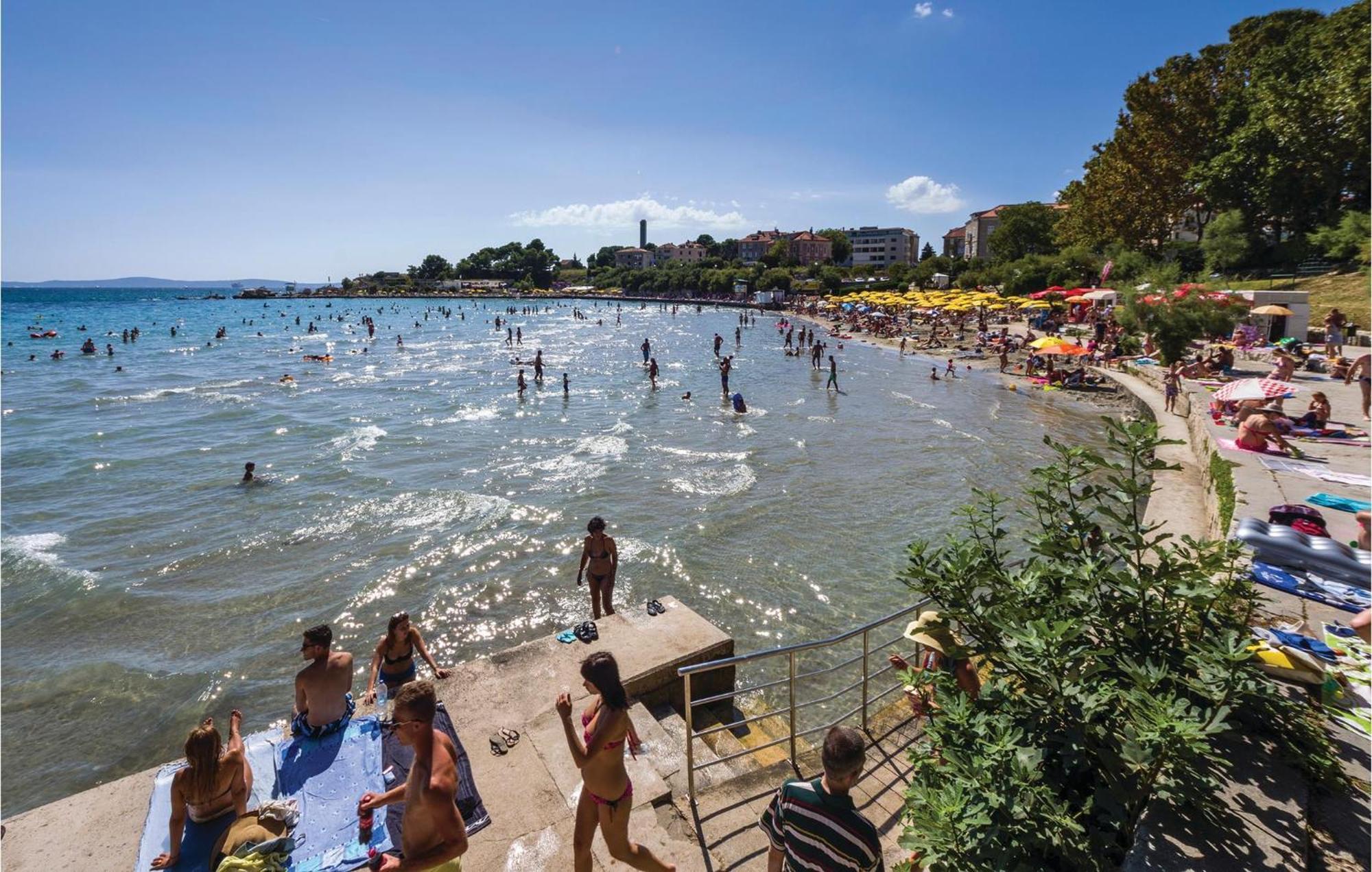 Apartman 3 Bedroom Gorgeous In Split